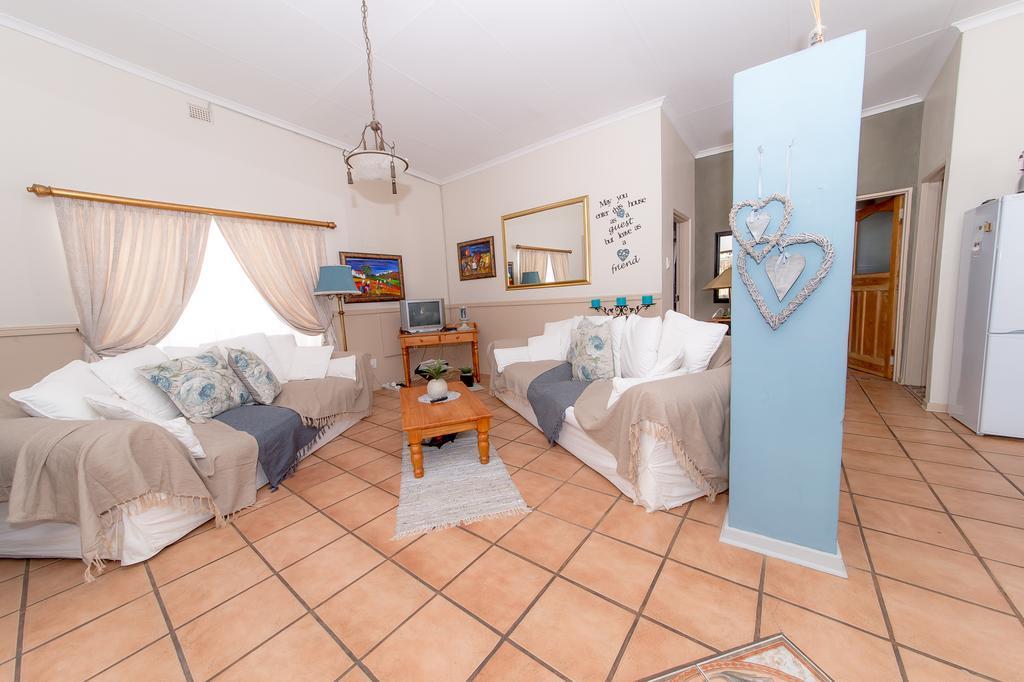 Tarentaalrand Guesthouse อัพพิงตัน ภายนอก รูปภาพ